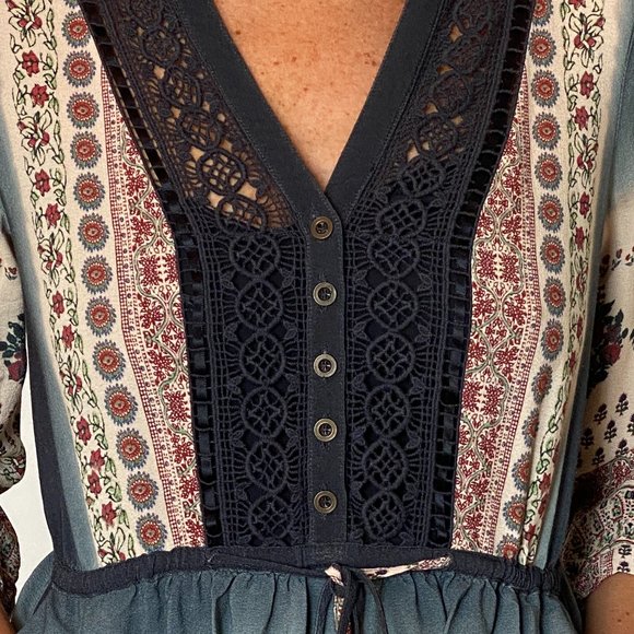 Floreat Boho Dress from Anthropologie size 4P in excellent condition - Picture 2 of 6